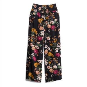 Black Wide Leg Pants w/ colorful print - size XXL